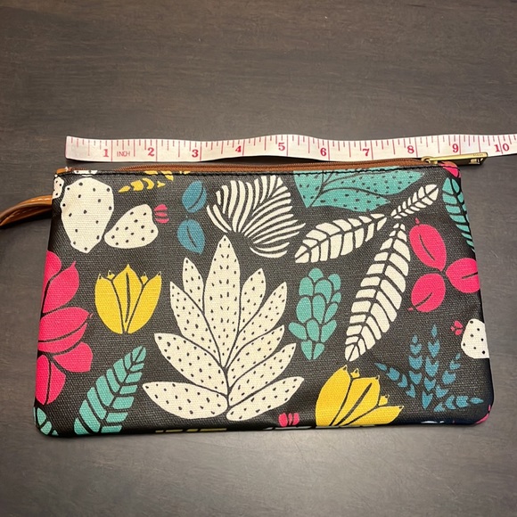 FOSSIL Eliza Clutch Wristlet Wallet Dark Floral Cactus Zip like NEW Bag Purse - Picture 8 of 11